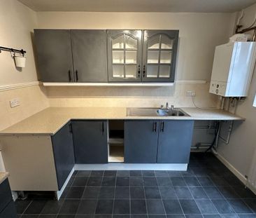 2 bedroom semi-detached house to rent - Photo 6