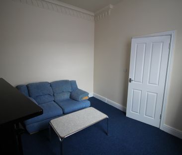 4 Bed Student Accommodation - Photo 3