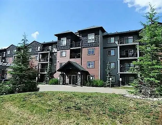 2 Bedroom/ 2 Bath with underground Parking | 646 McAllister Loop SW, Edmonton - Photo 1