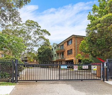 3/2-4 Hindmarsh Avenue, North Wollongong NSW 2500, North Wollongong - Photo 2