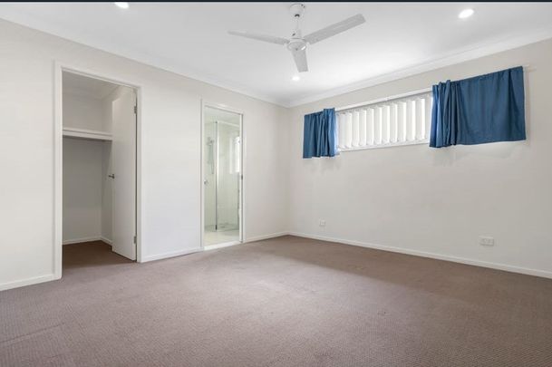 51 Cornforth Crescent - Photo 1