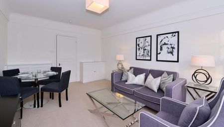 Pelham Court, Fulham Road, SW3, London - Photo 2