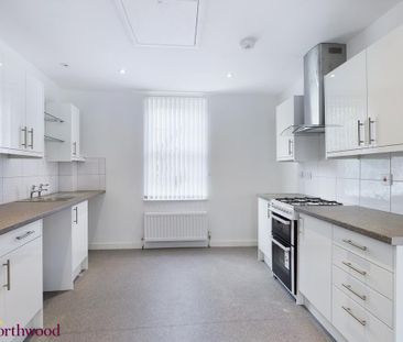 2 bedroom maisonette to rent - Photo 6
