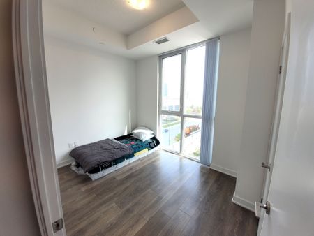 For Lease - 10 Honeycrisp Crescent Unit# 503, Vaughan, Ontario - Photo 3