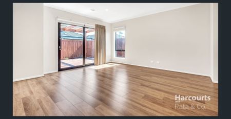 Modern Living - Photo 2