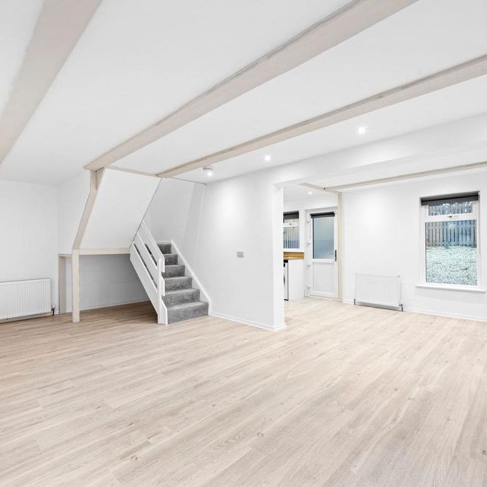 4 bedroom terraced house to rent - Photo 1