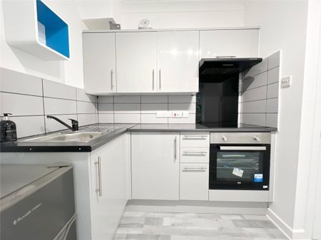 Braidley Road, Bournemouth, BH2 - Photo 4