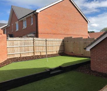 3 bedroom detached house to rent - Photo 2