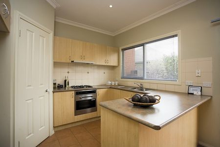 SET IN THE HEART OF WATERFORD GREEN - Photo 4