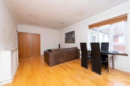 Cambridge Road West, Farnborough, Hampshire, GU14 - Photo 5