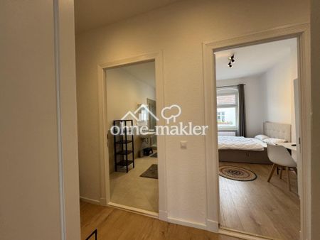 Teilmöblierte, Frisch Sanierte, Helle, 2-Zimmer Wohnung mit Balkon im Altbau in Neukölln - Photo 4