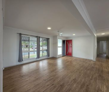 FAMILY HOME WITH A POOL! - Photo 1