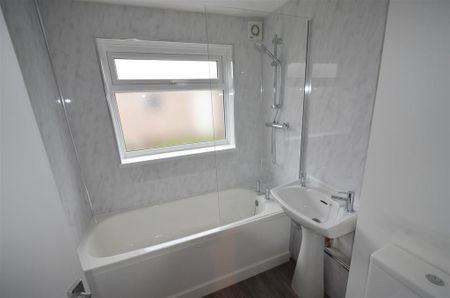 2 bedroom maisonette to rent - Photo 5