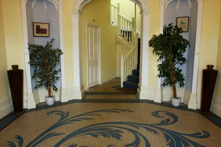 Ashwood 48 Headingley Lane, Leeds, LS6 - Photo 2