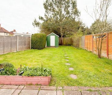 2 bedroom end of terrace house to rent - Photo 6