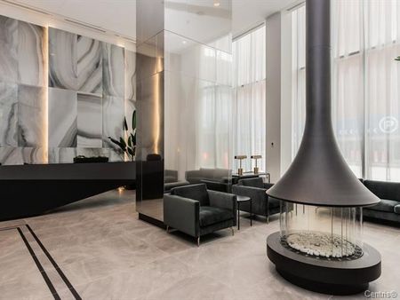 1188 Rue St Antoine O. - Photo 3