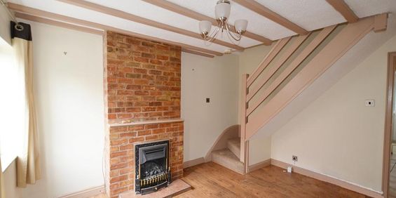 2 bedroom terraced house to rent - Photo 3