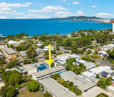 Gorgeous Townhouse in North Ward! - Photo 3