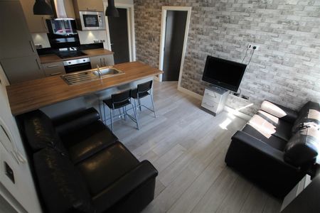 Hartisca Residence, Hartwell Road, Hyde Park, LS6 1RY, Leeds - Photo 2