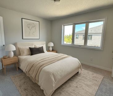 For Lease - 50 Sorbara Way, Whitby, Ontario - Photo 4