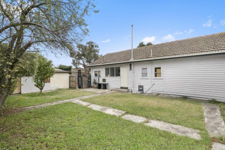 22 Hector Street, Geelong West - Photo 3