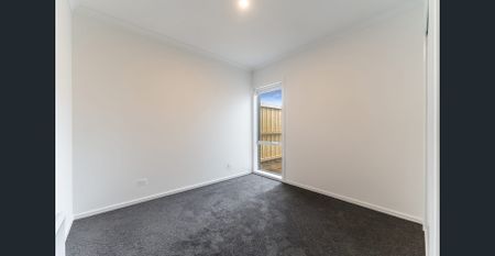 **RECEIVE ONE MONTH FREE RENT, ASK US HOW! Brand New 3-Bedroom Home for Lease – Fraser Rise - Photo 5