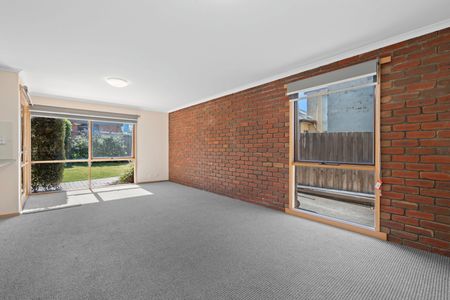 Thinking of selling? Contact our agent - Photo 5