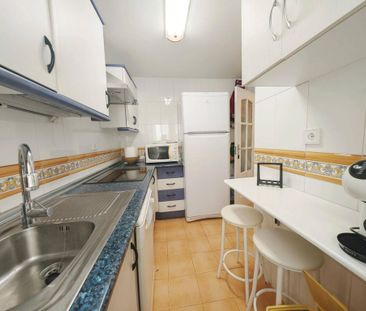 4 room luxury Flat for rent in Fuengirola, Andalusia - Photo 3