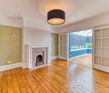 3 bedroom semi-detached house to rent - Photo 4