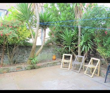 6 Bed Terraced House, Blaker Street, BN2 - Photo 6