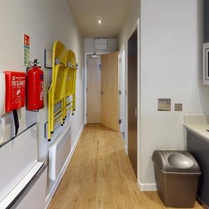 Studio to rent - Photo 3