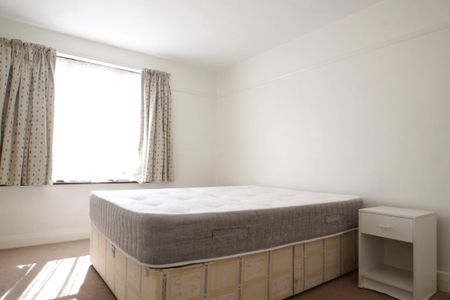 Nethercourt Avenue, N3, London - Photo 5