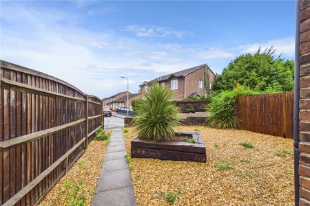 1 bedroom terraced house to rent - Photo 5