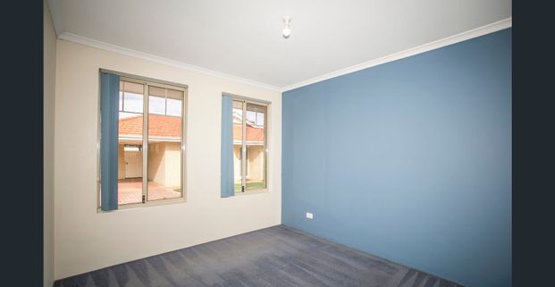 GREAT VALUE 3x2x2 SECURE HOME - Photo 1