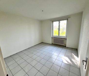 Helle 3.5-Zimmer-Wohnung mit Balkon in Grenchen - Photo 2
