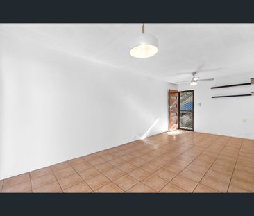 1/67 Macquarie Street, St Lucia, Qld 4067 - Photo 3