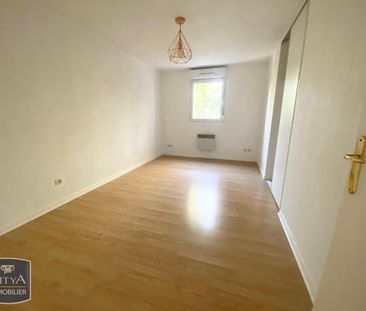 Location Appartement 3 pièces 65m² VALENCIENNES 59300 - Photo 4