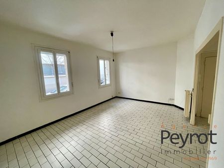 Location Appartement 3 pièces 67m² PERPIGNAN 66000 - Photo 2