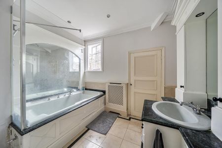 3 bedroom flat to rent - Photo 4