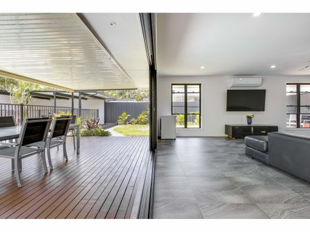 43 Rio Vista Boulevard, - Photo 2