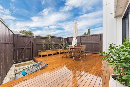 MANUREWA, 3 BEDROOMS - Photo 4