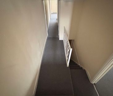 Cowbridge Road East, Cardiff - Photo 1