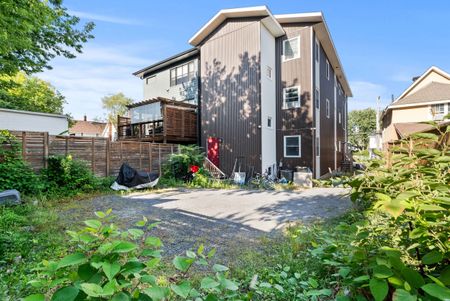 For Lease - 52 Champagne Avenue Unit# C, Dows Lake - Civic Hospital and Area, Ontario - Photo 2