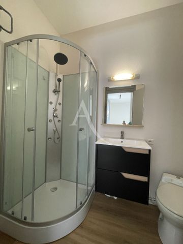 Location Appartement 1 pièce 22m² FONTENAY LE COMTE 85200 - Photo 3
