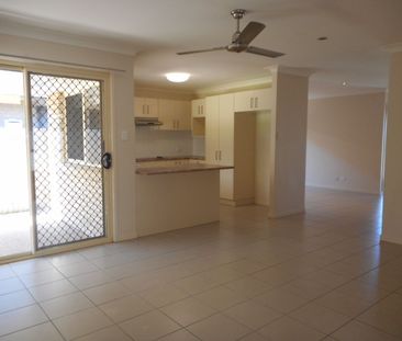 BEAUTIFUL HOME WITH HUGE ENTERTAINMENT AREA! - Photo 6