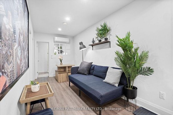 For Lease - 595 St Clair Avenue Unit# 12, Toronto, Ontario - Photo 1