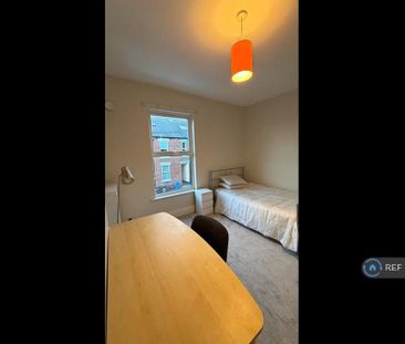 4 bedroom terraced house to rent - Photo 6