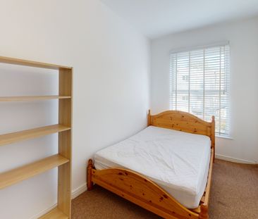 Student Properties to Let - Photo 1