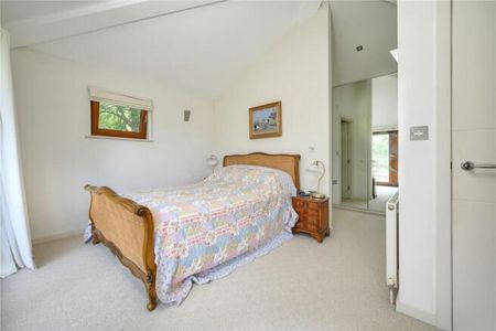 3 bedroom detached house to rent - Photo 3