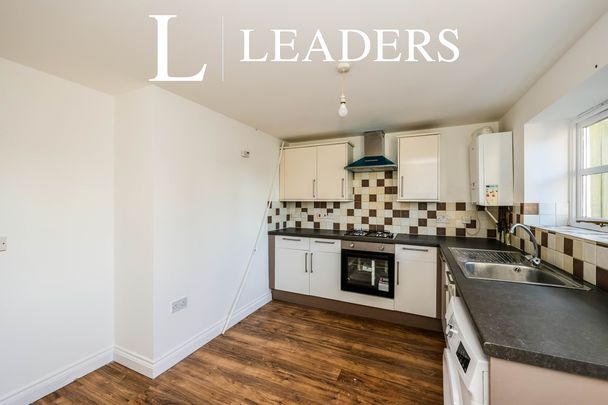 2 bedroom maisonette to rent Guardsman Court, 129 Fratton Road, Portsmouth, PO1 - Photo 1